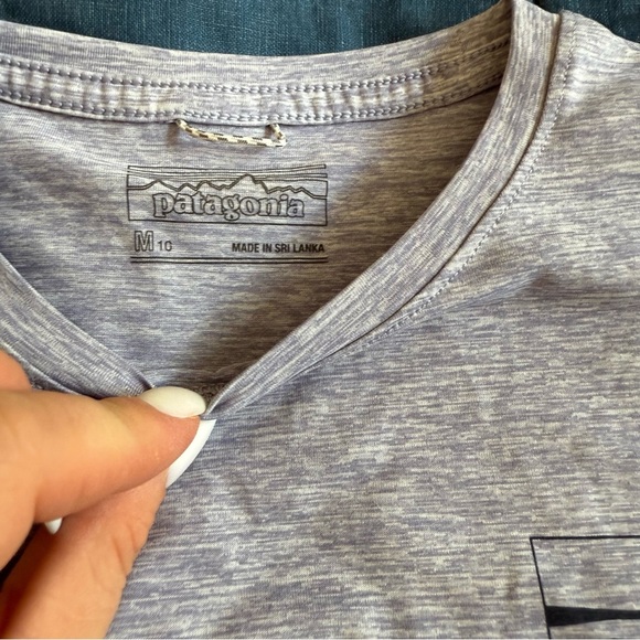 Patagonia Girls Long Sleeved Capilene Cool Daily T-Shirt size Medium 10 - Picture 4 of 9